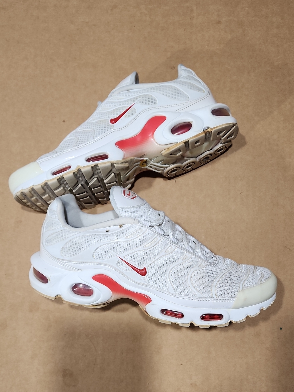 Nike Air Max Plus White Track Red Sz 9